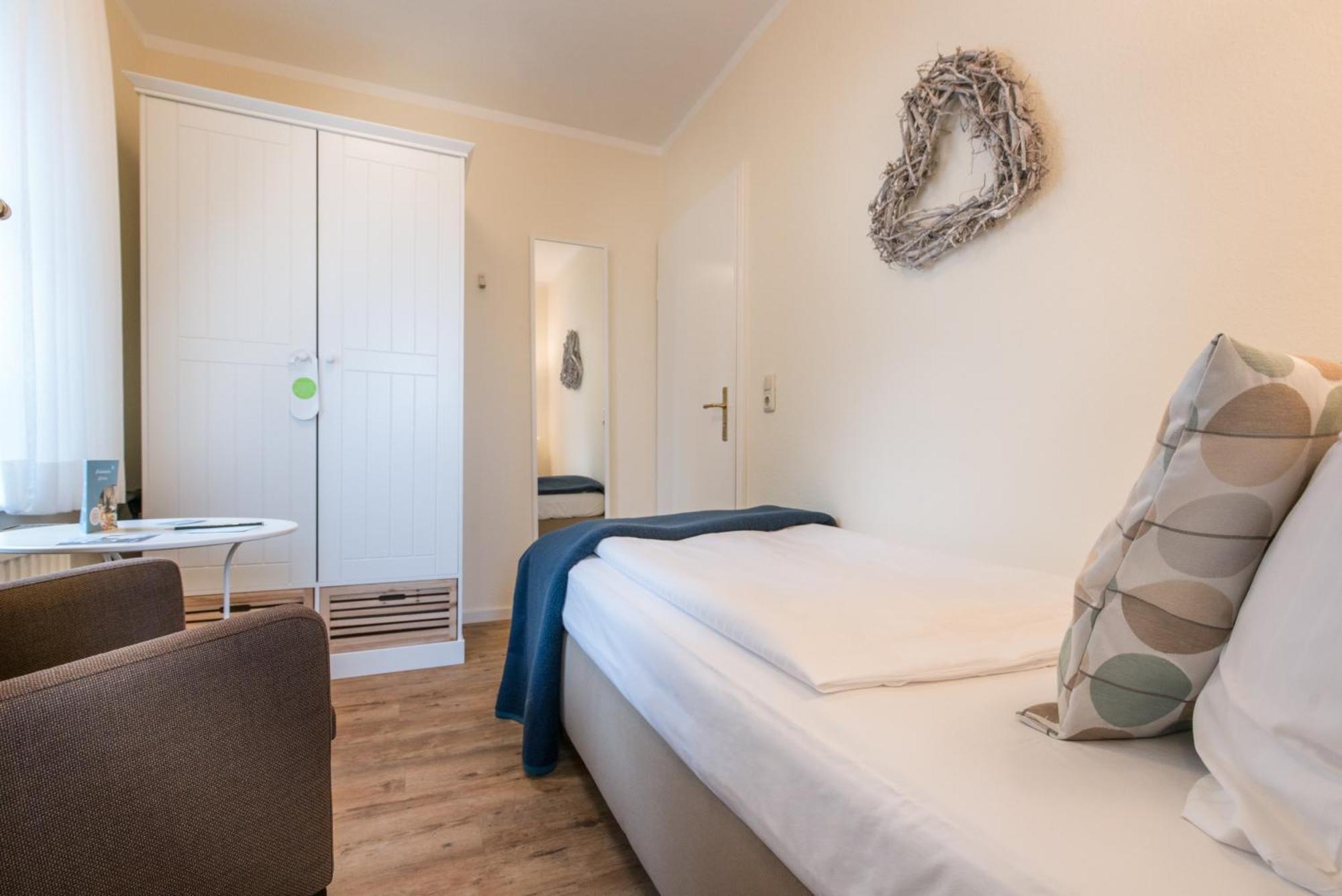 Small Single Room