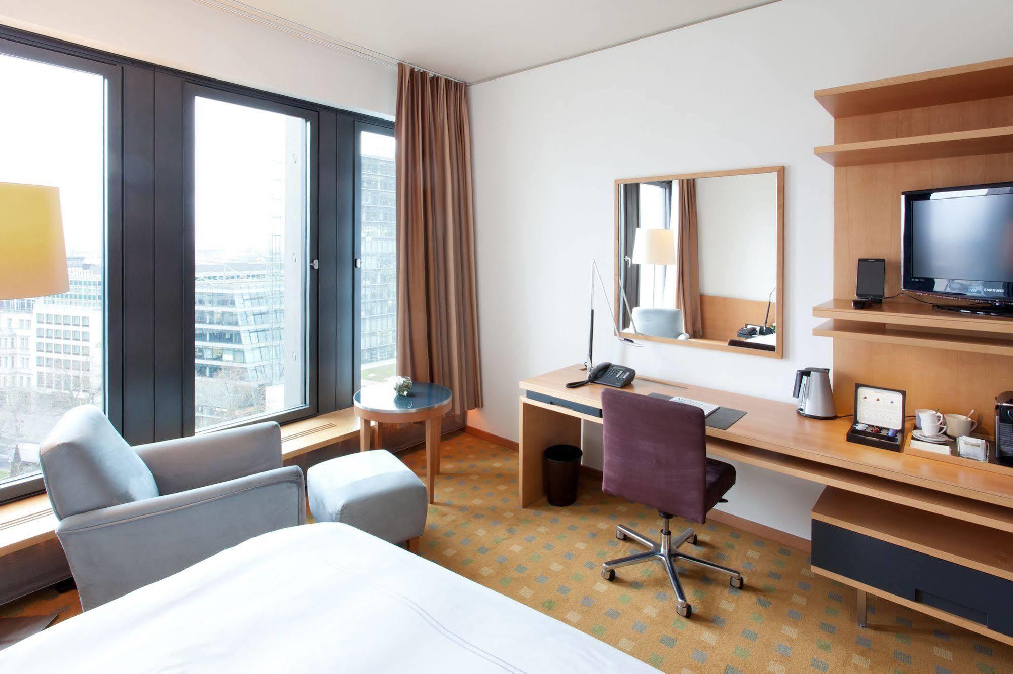 Classic Room Ku'damm View