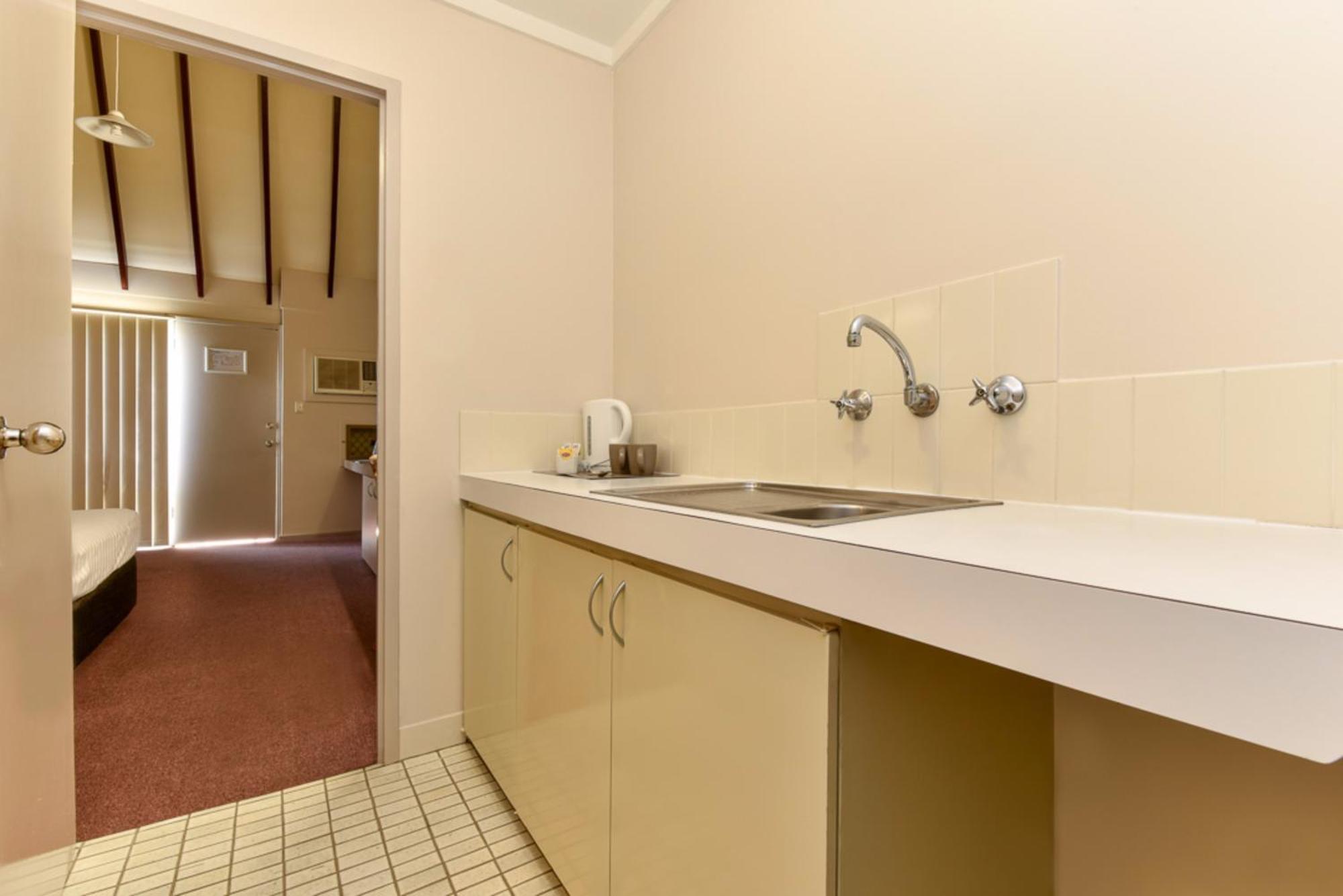 Standard Queen Room