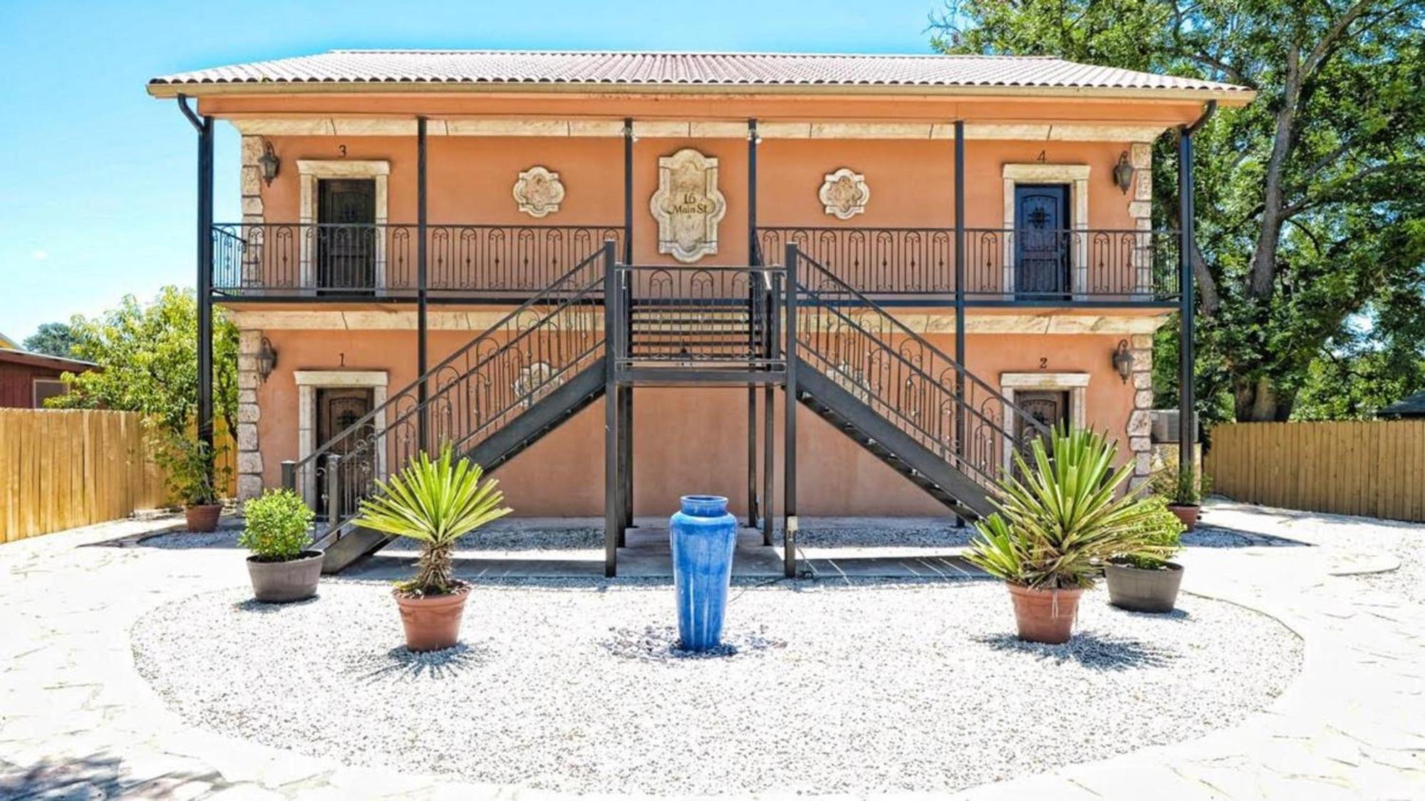Villa 2