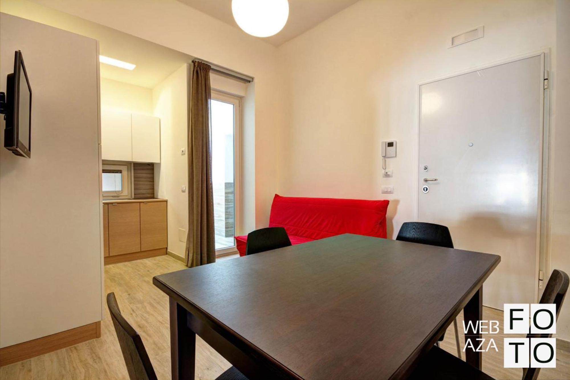 Standard One-Bedroom Apartment,711807706:JPEG