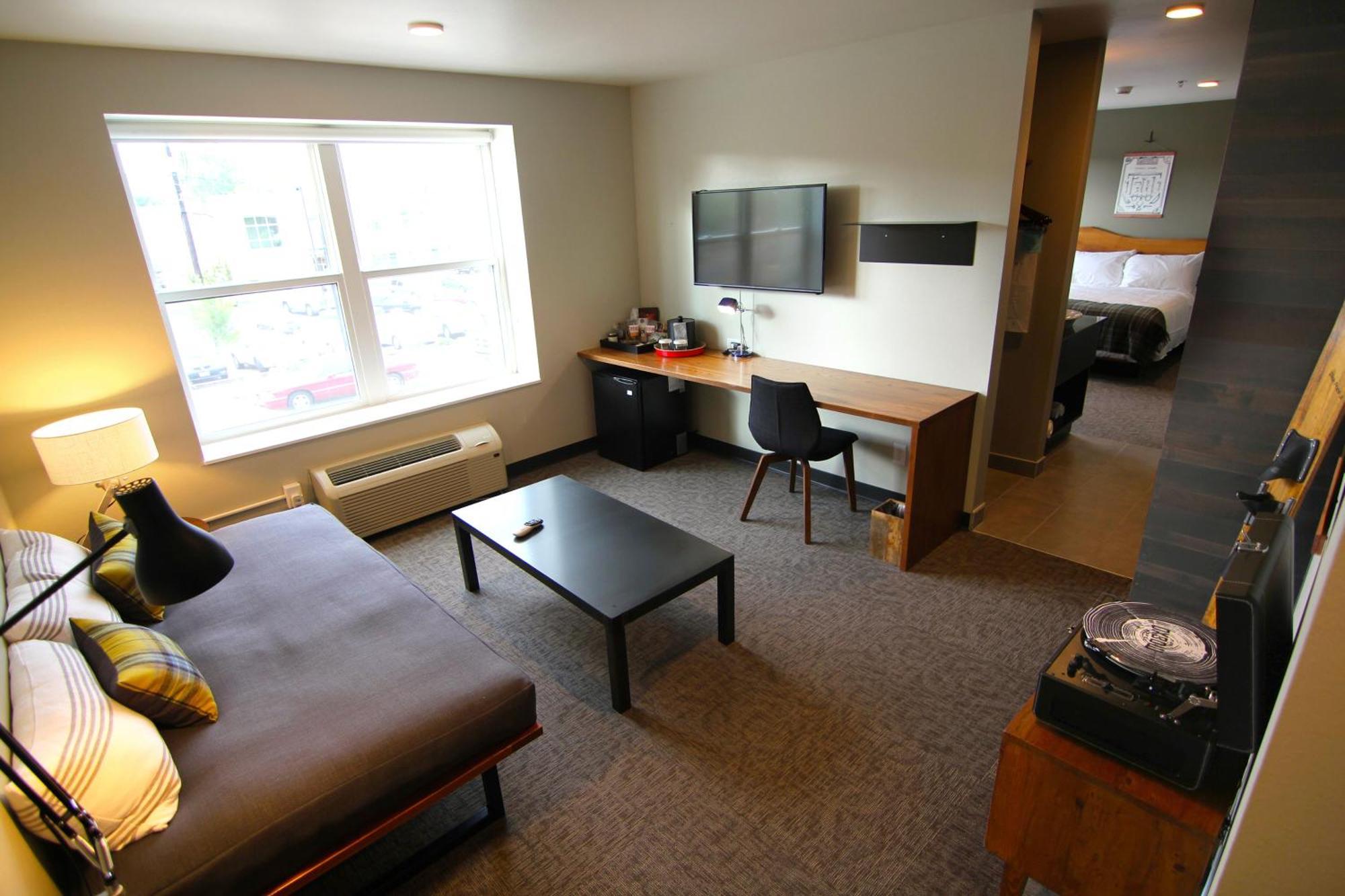 Queen Suite
