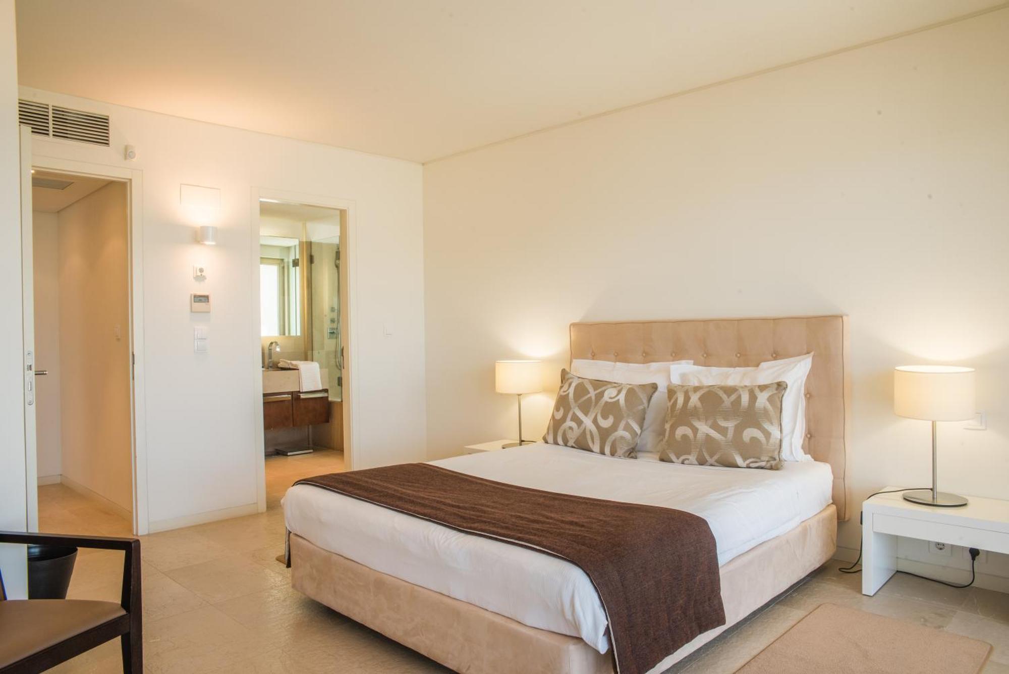 Two-Bedroom Apartment,1093389807:JPEG