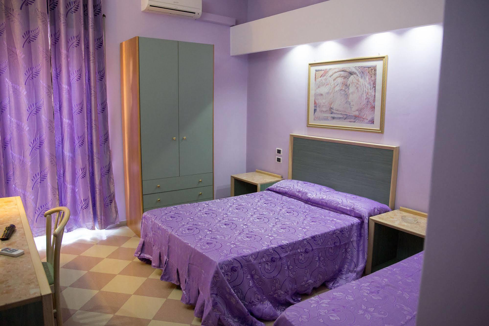 Quadruple Room,712794616:JPEG