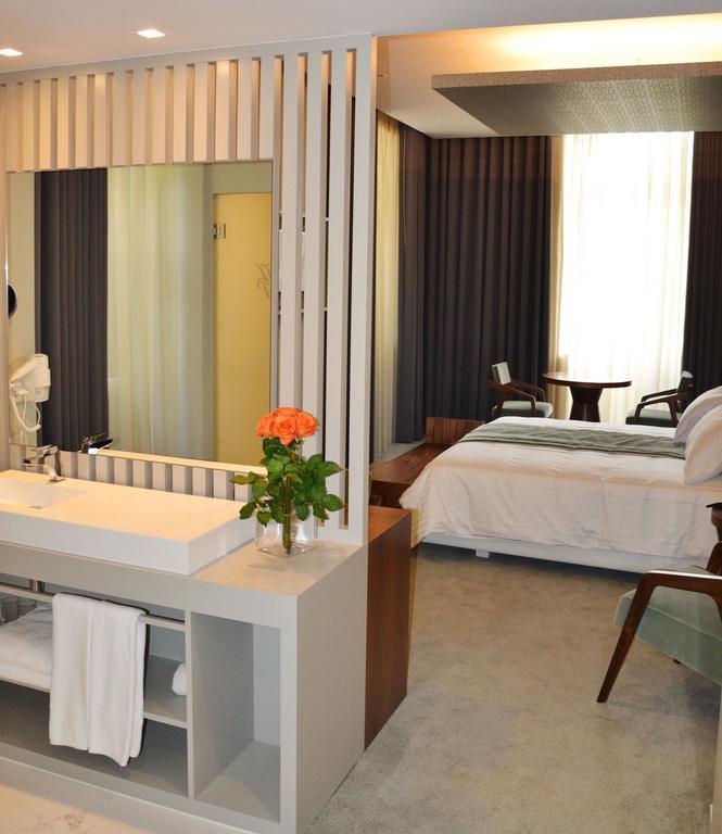 Single Room,699914521:JPEG