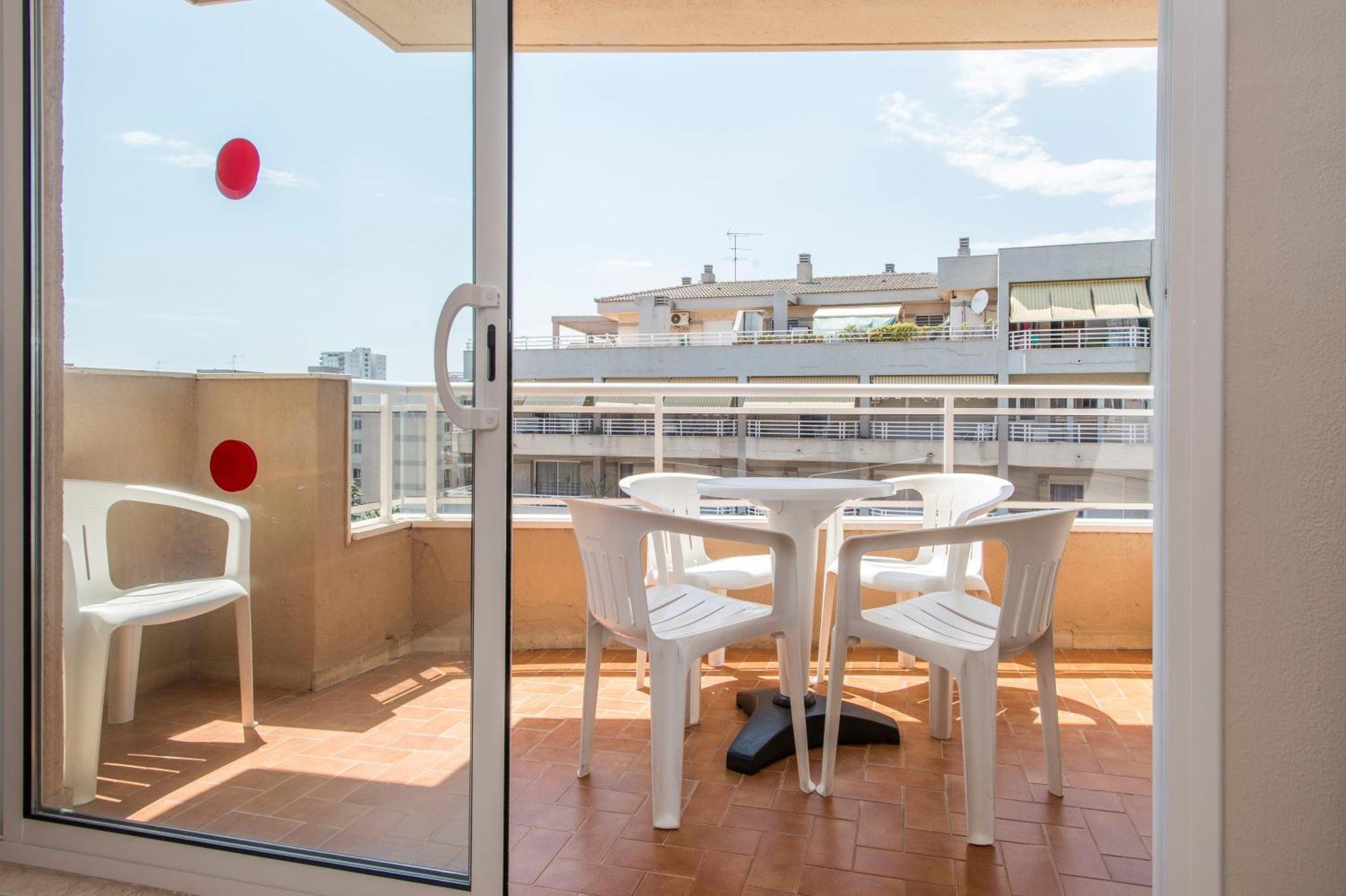 One-Bedroom Apartment,715324123:JPEG