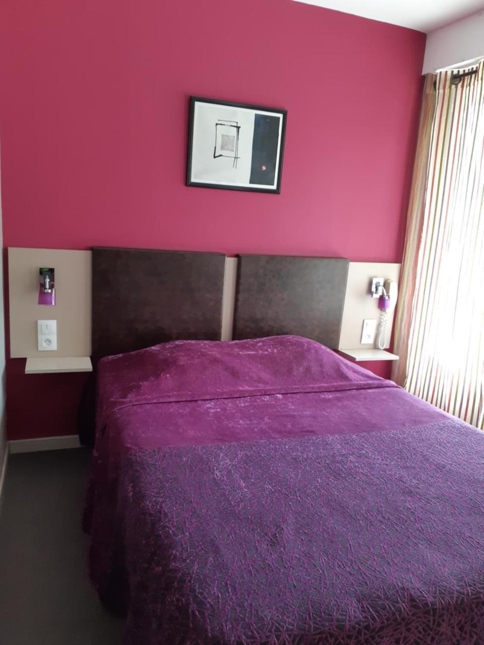Double Room with Balcony,717143308:JPEG