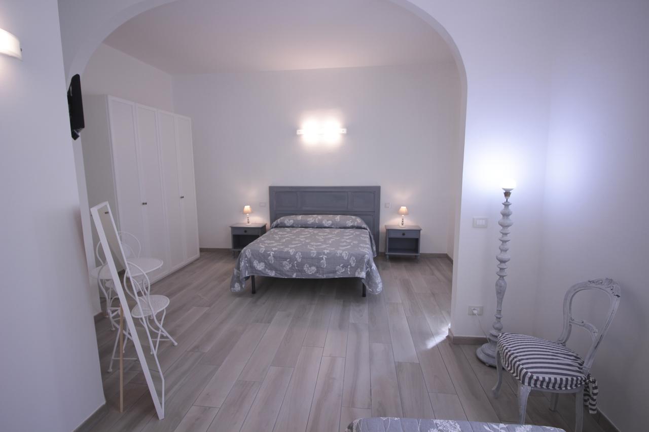 Deluxe Triple Room,717359584:JPEG