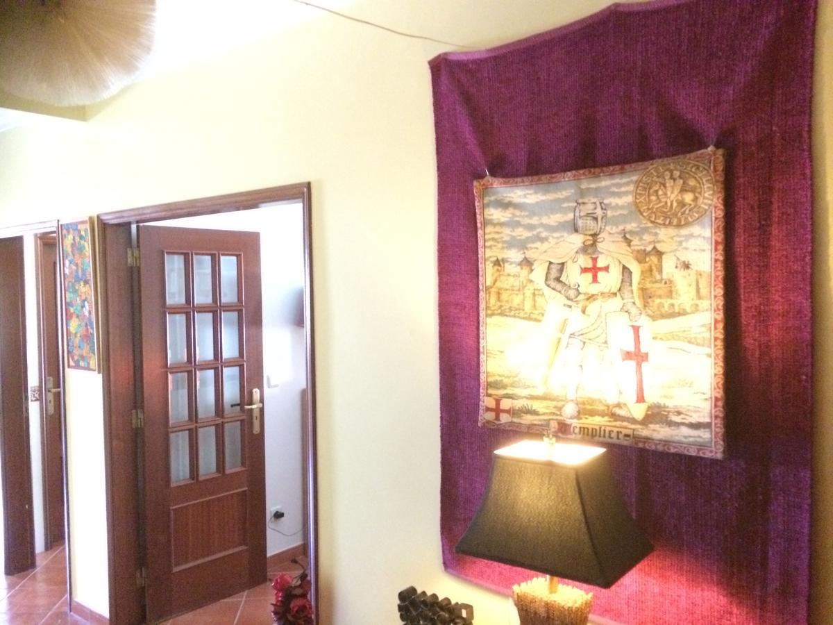 Small Single Room,717418792:JPEG