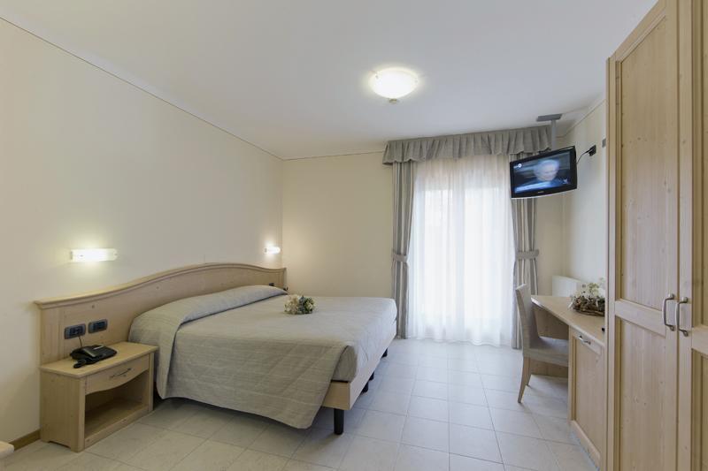 Triple Room,775391179:JPEG