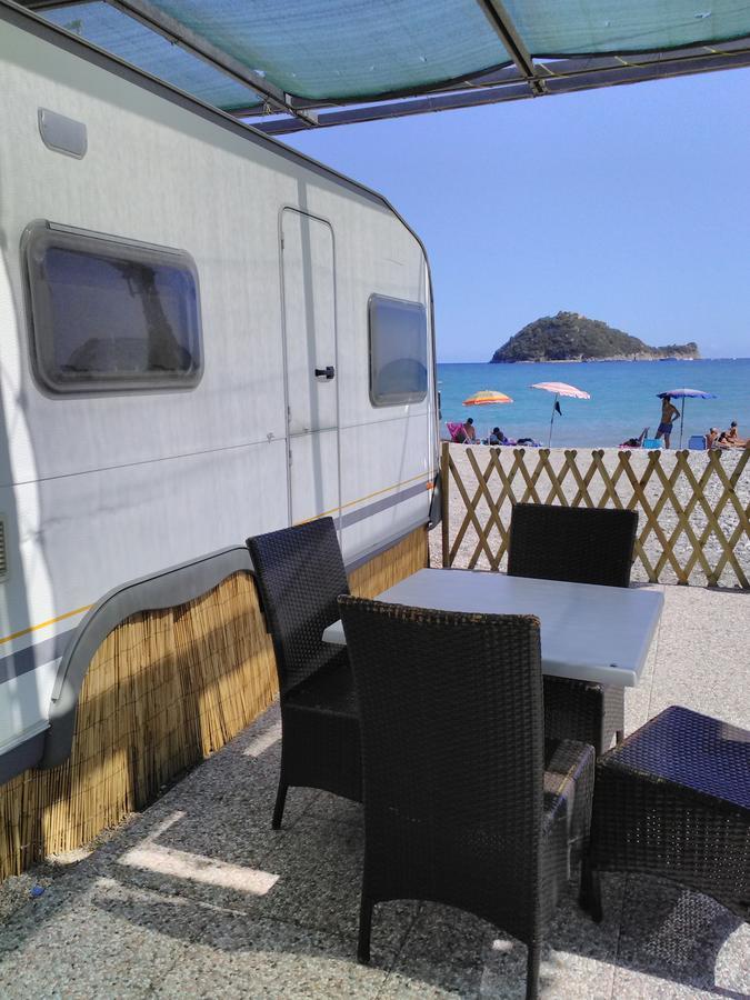 Roulotte sulla Spiaggia