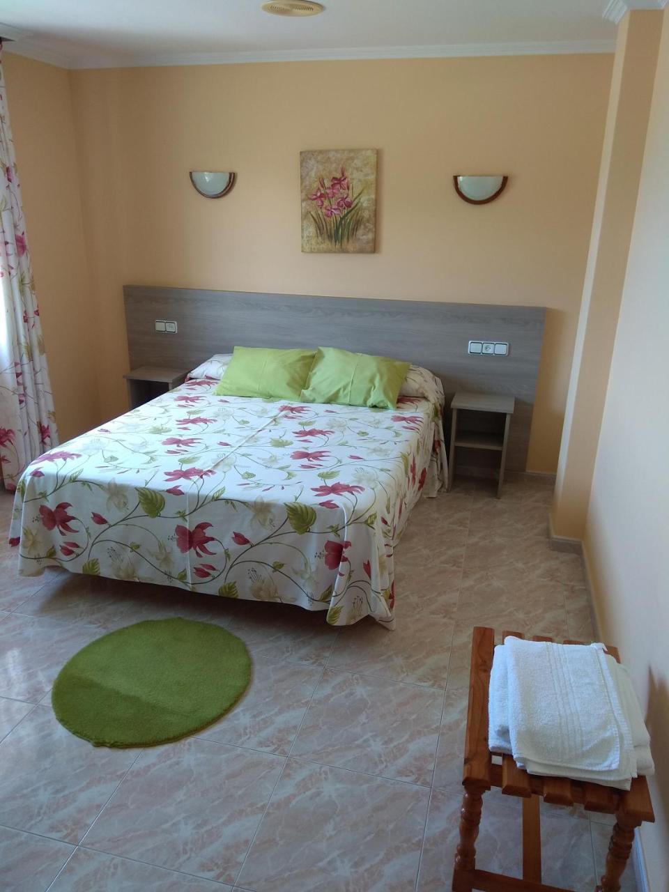 Double or Twin Room Sea View