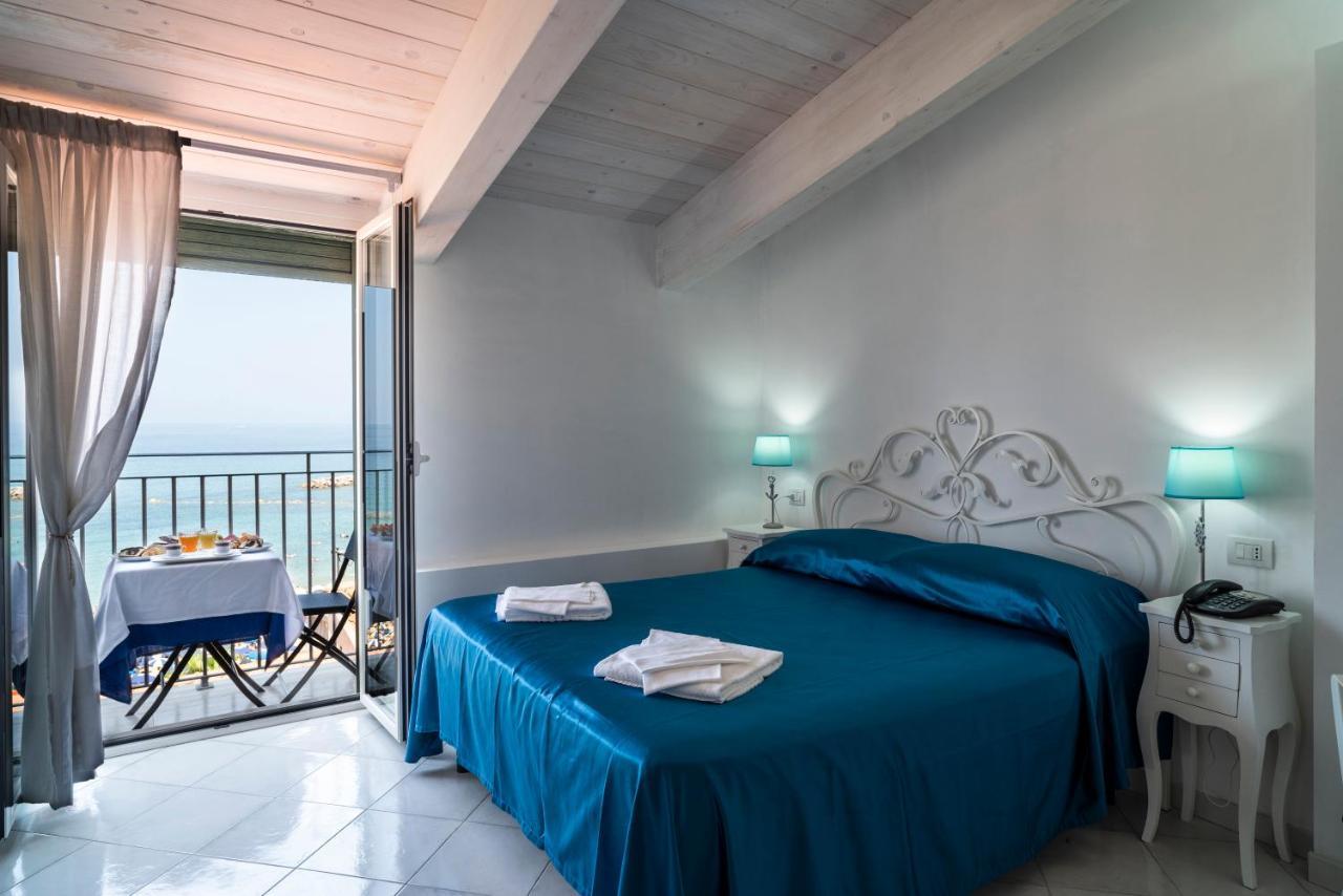 Deluxe Double Room Balcony Sea View