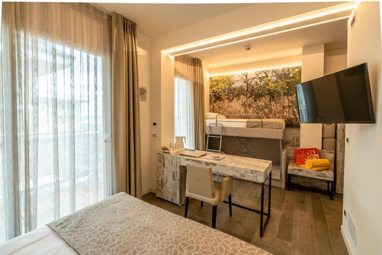 Junior Suite,414410940:JPEG