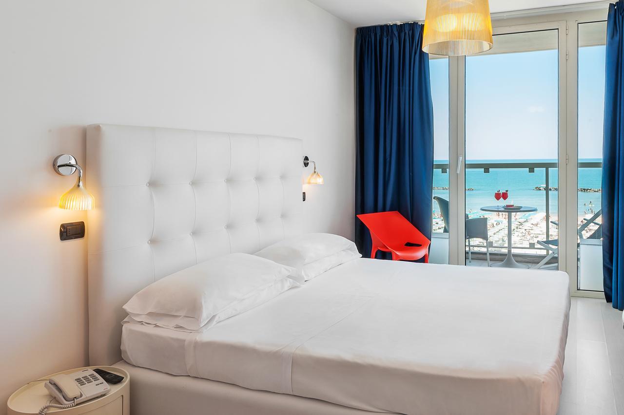 Single Room Sea View,715453918:JPEG