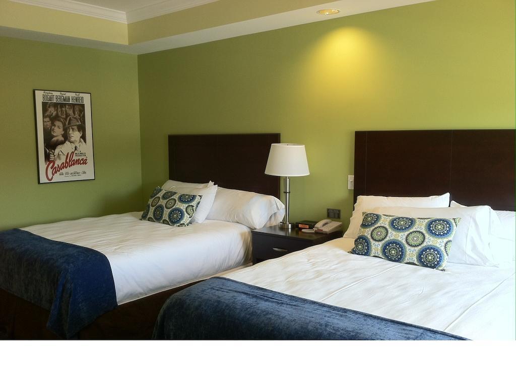 Queen Room Two Queen Beds