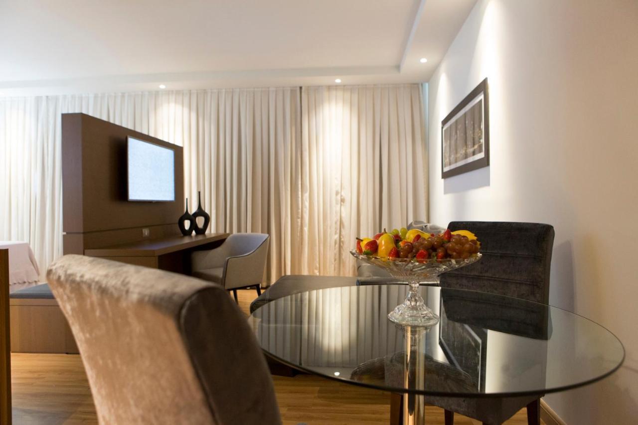 Presidential Suite,1098256491:JPEG