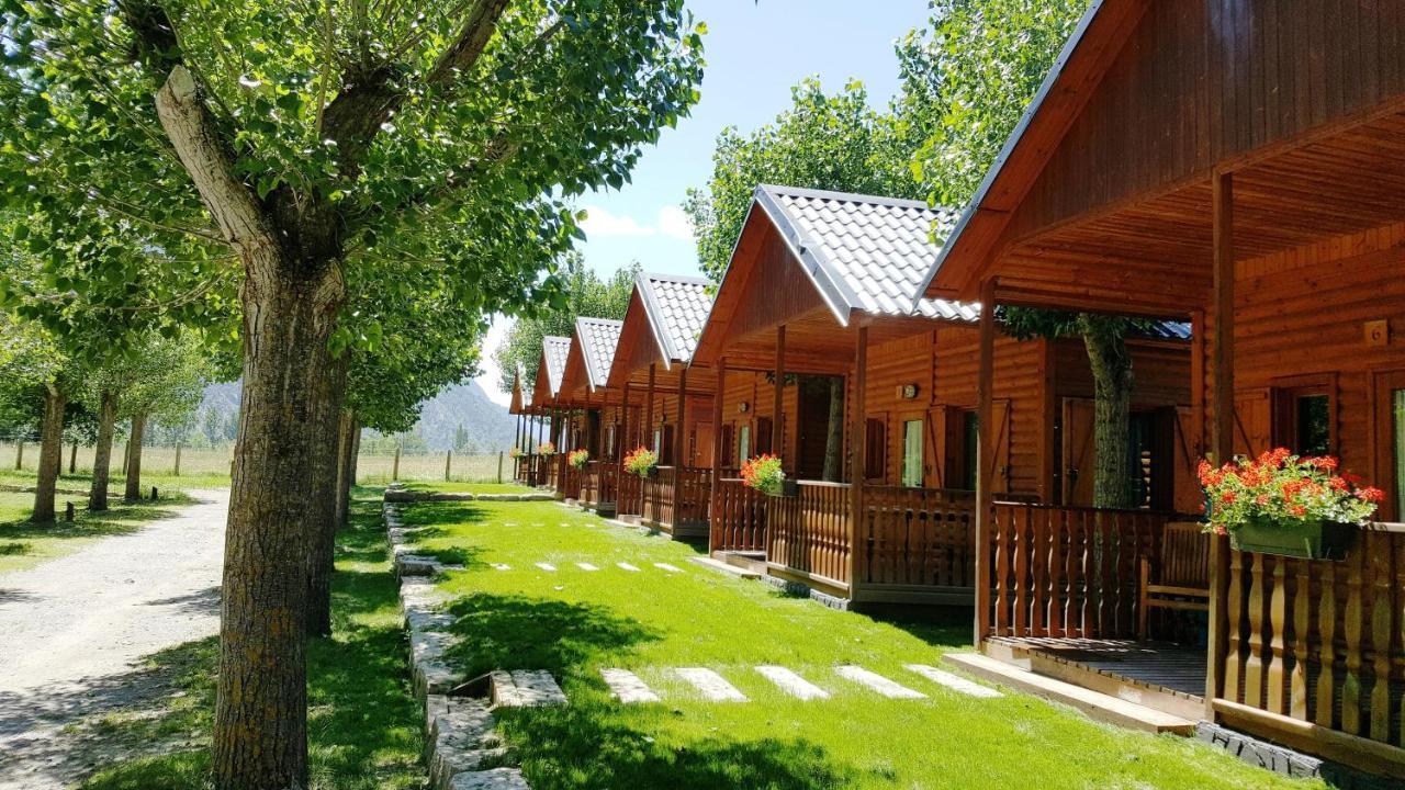 Wood Cabin