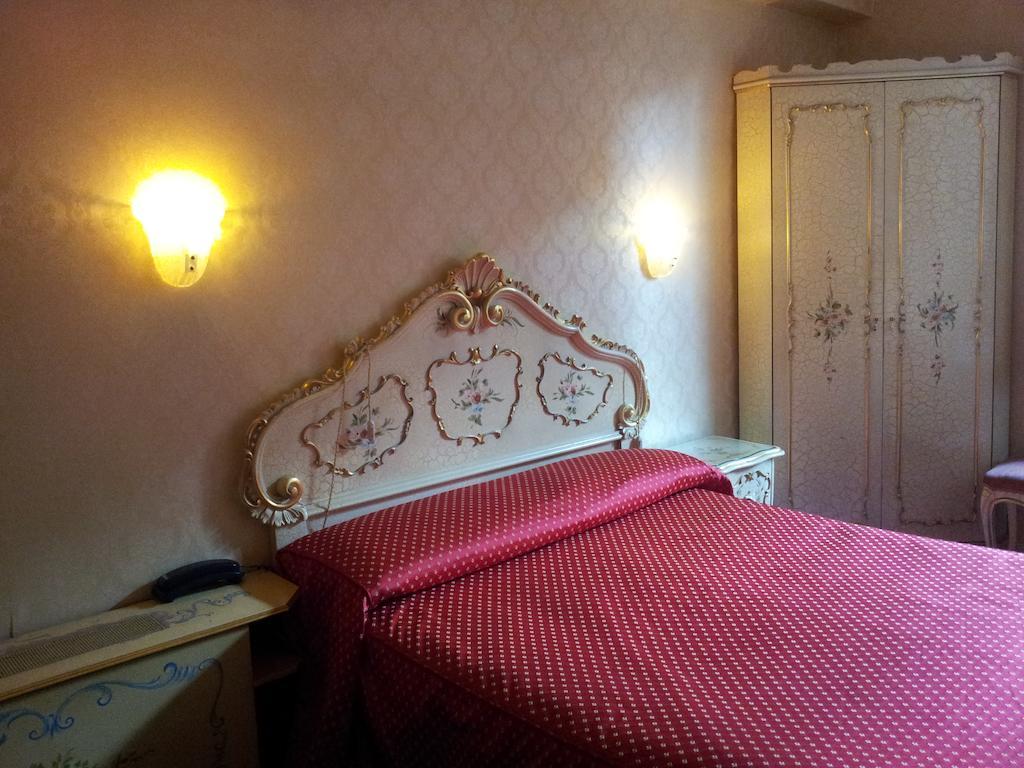 Double Room,72034271:JPEG