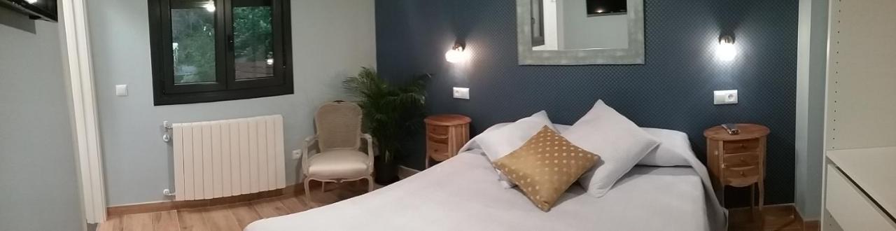 Deluxe Double Room Private Bathroom