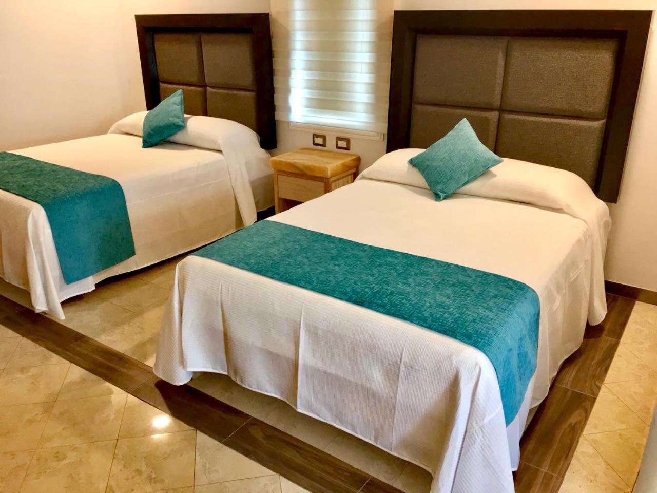 Standard Queen Room with Two Queen Beds,997826382:JPEG