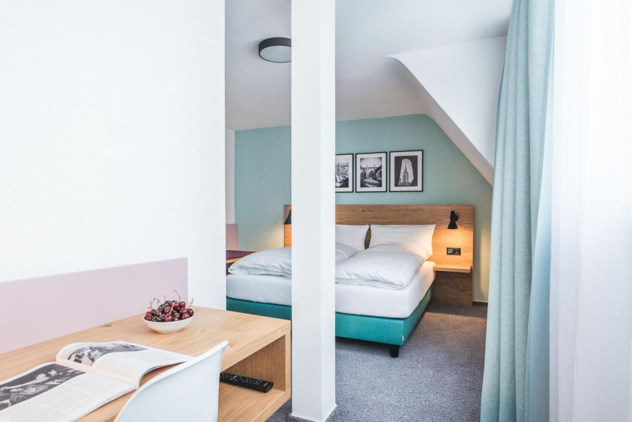 Standard Double Room,723614779:JPEG