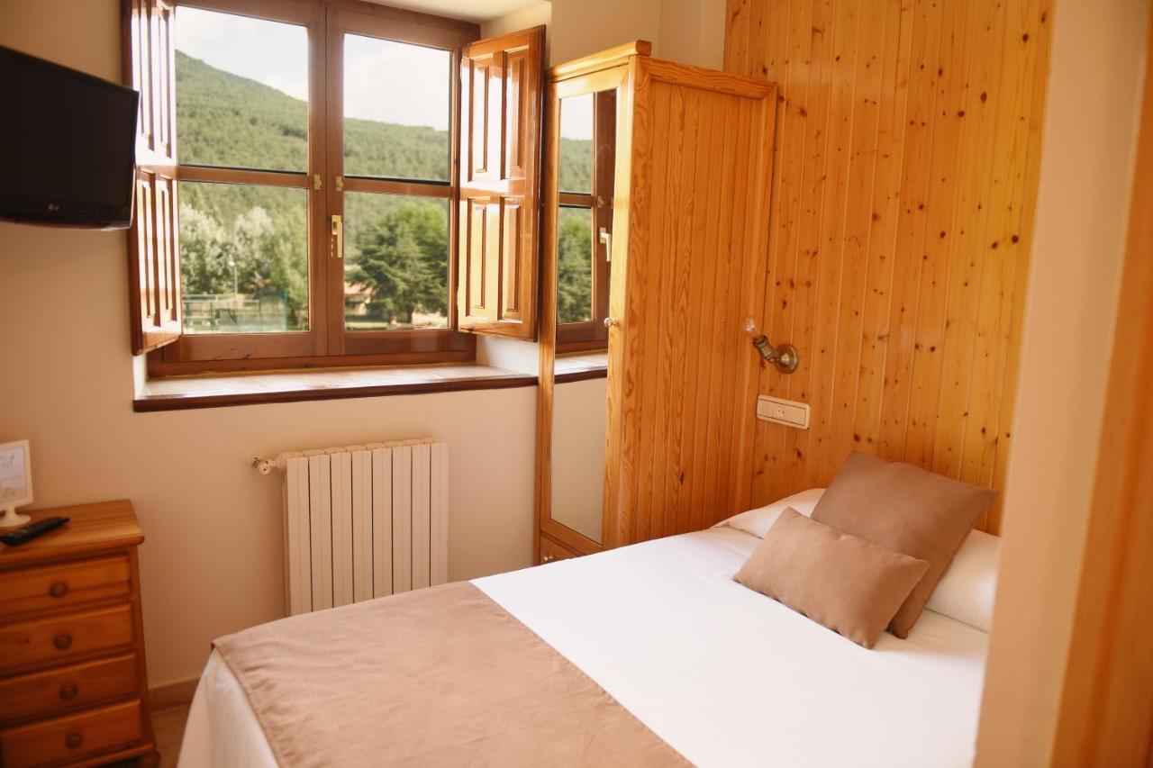 Single Room Private Bathroom