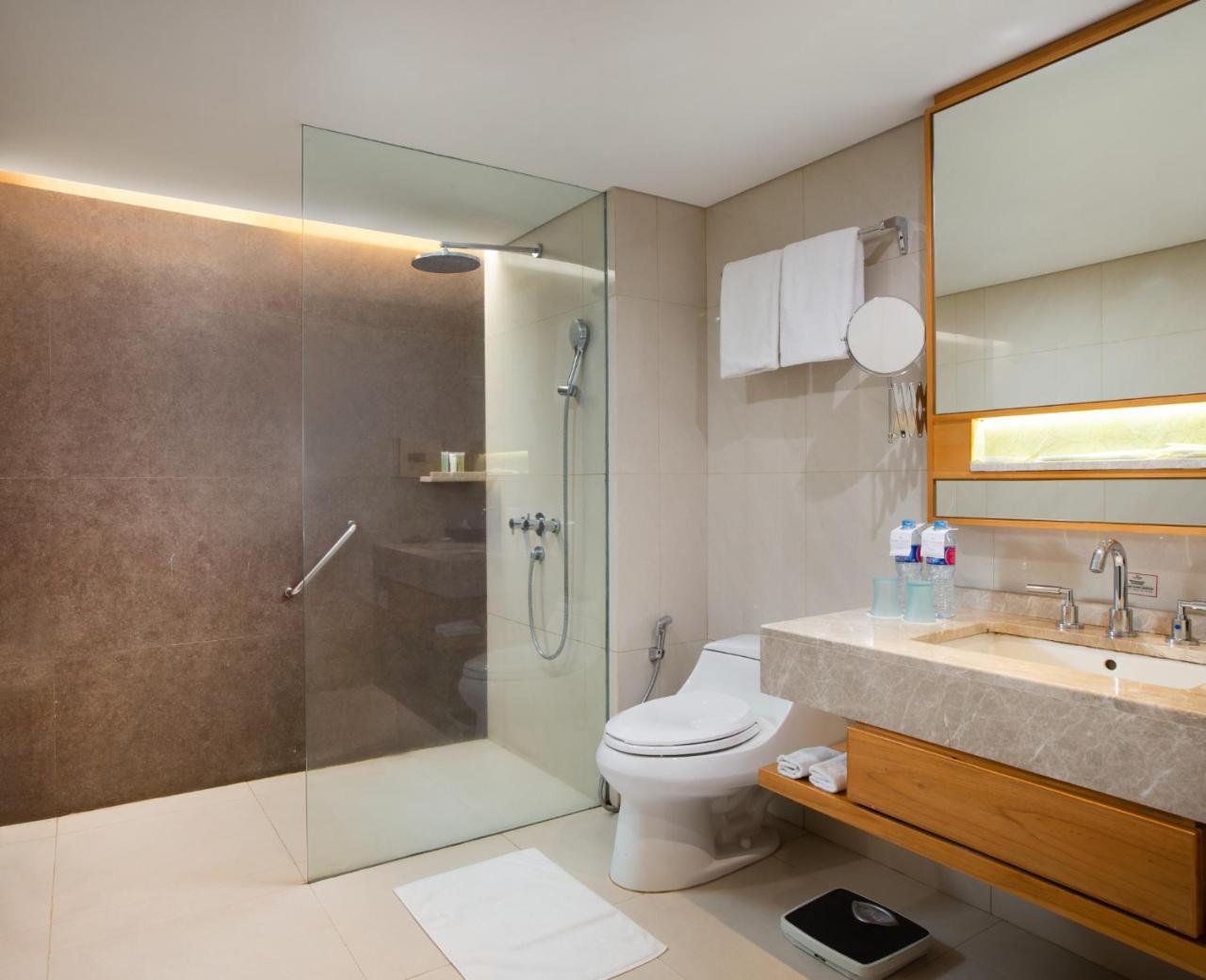 Deluxe Suite,724461181:JPEG