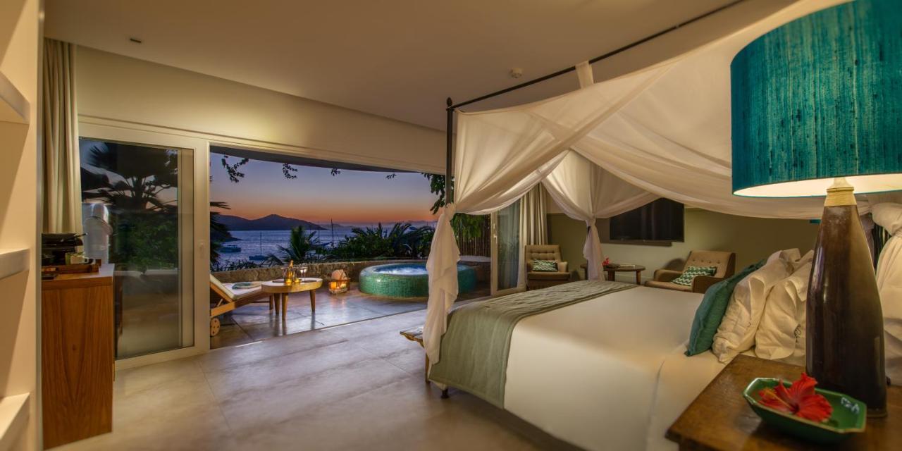 Deluxe Double Room Sea View Hot Tub