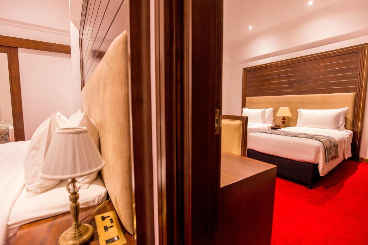 Deluxe Family Room Early check Late Check-out on Availability
