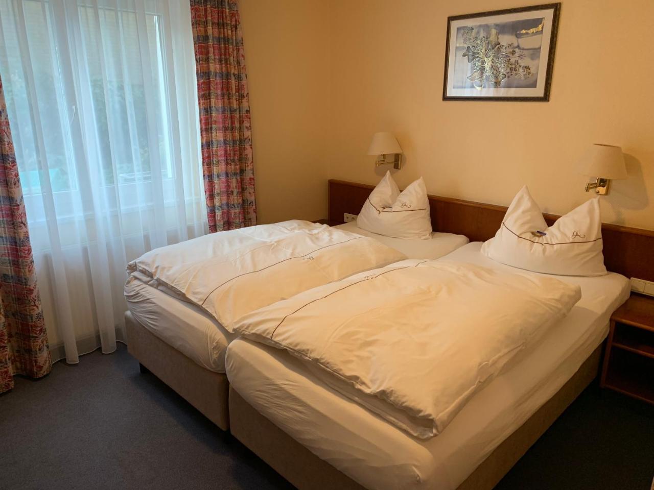 Double Room Private Bathroom