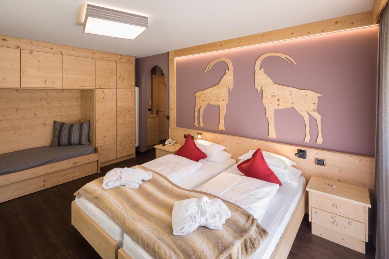 Large Double or Twin Room