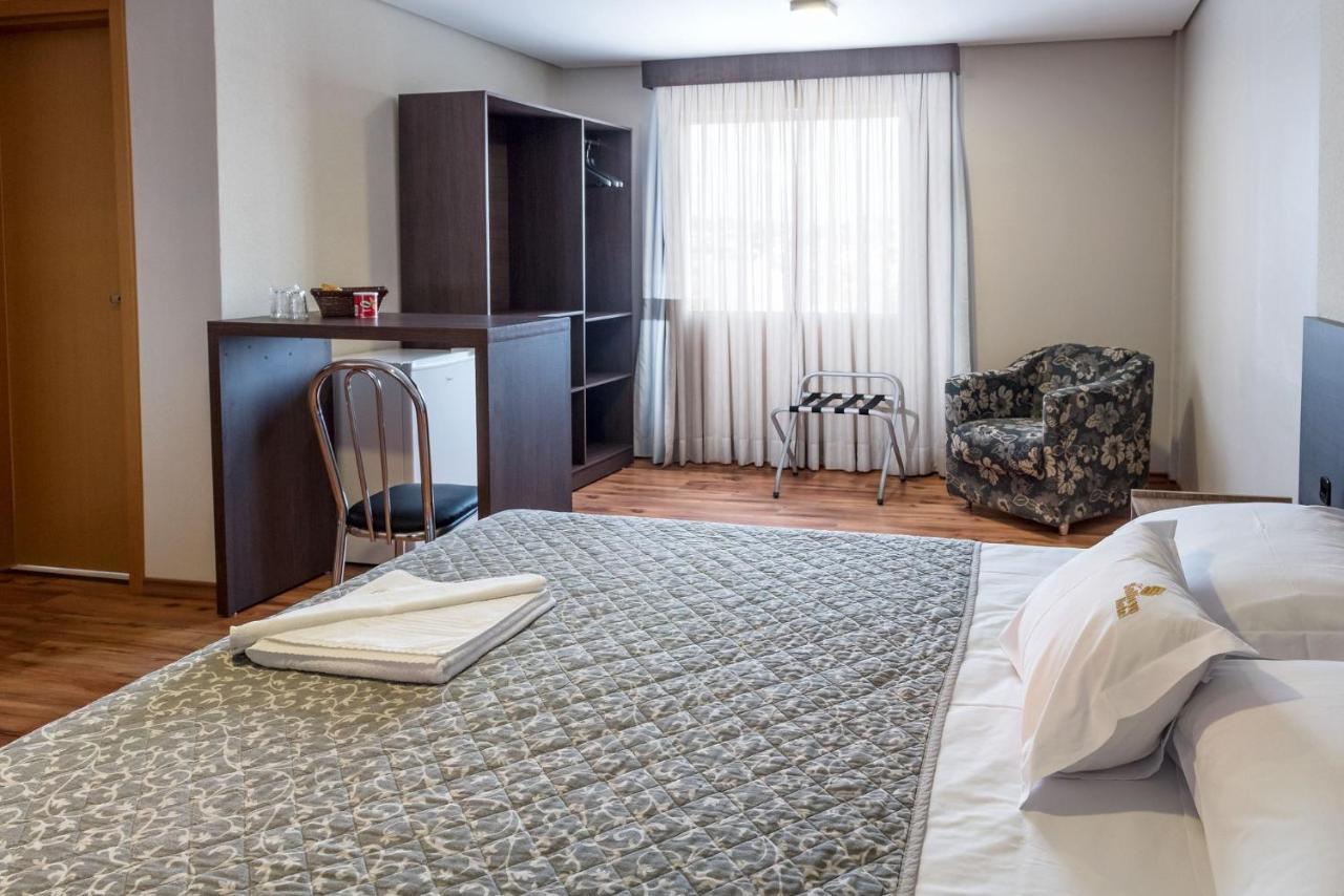 Large Double or Twin Room