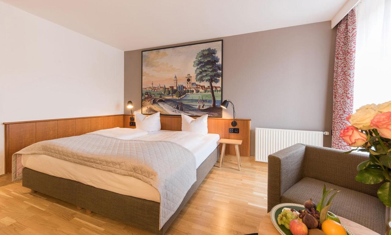 Deluxe Double Room,727855033:JPEG