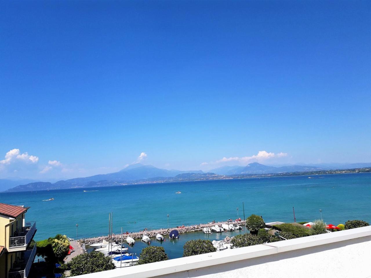 Double Room Balcony Lake View