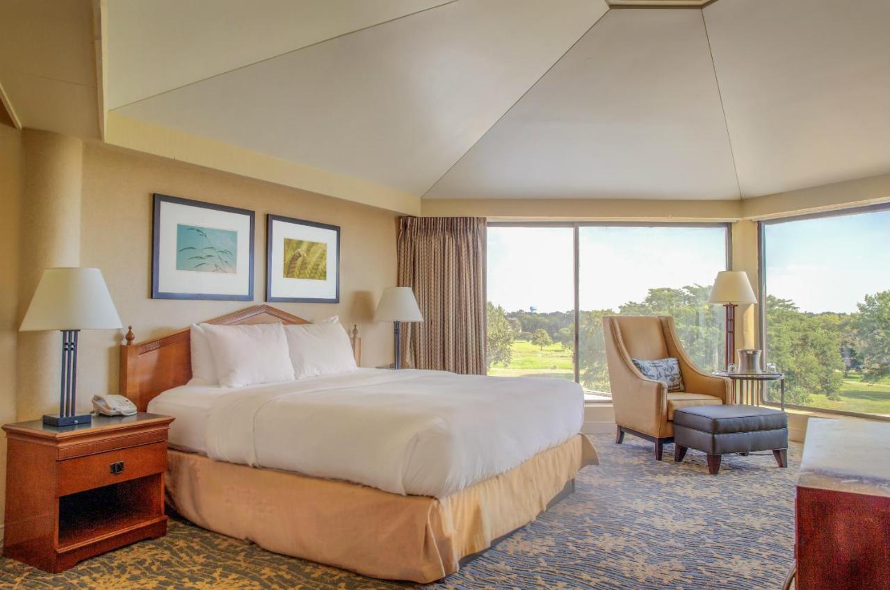 Queen Suite