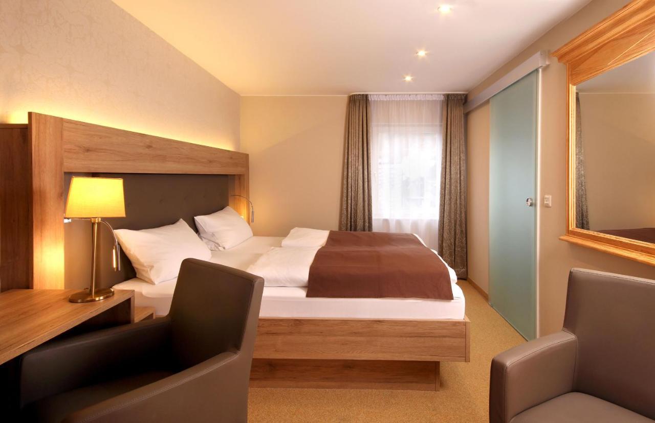 Double Room,727926877:JPEG