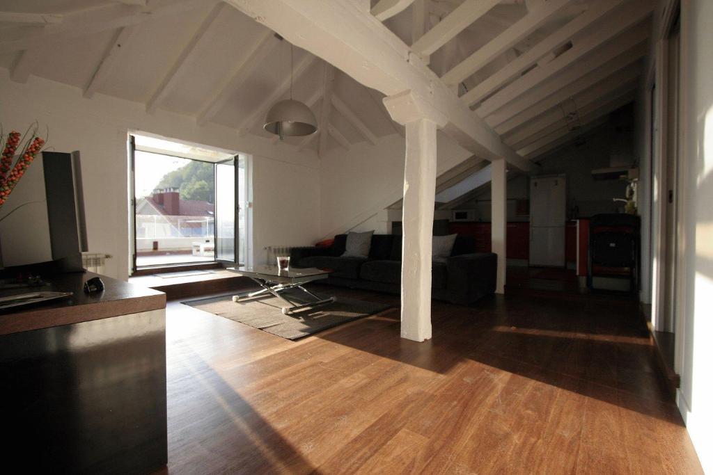 Two-Bedroom Apartment,1580465681:JPEG