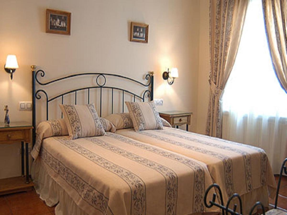 Double Room,732881398:JPEG