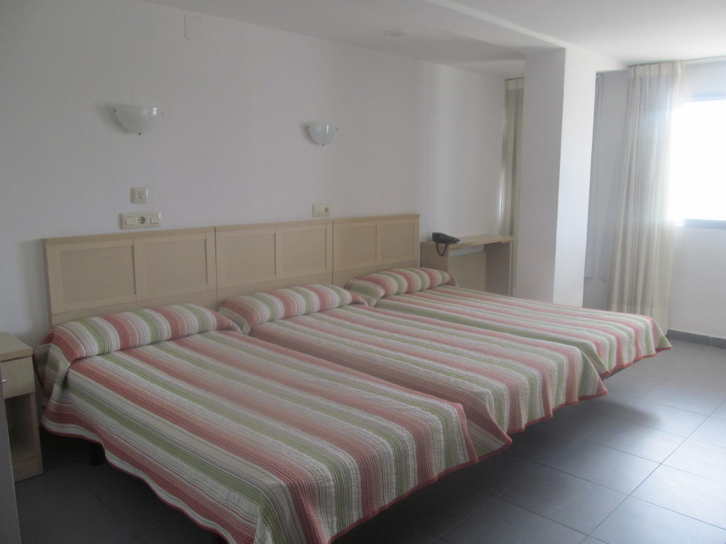Double Room Extra Bed,632744769:JPEG