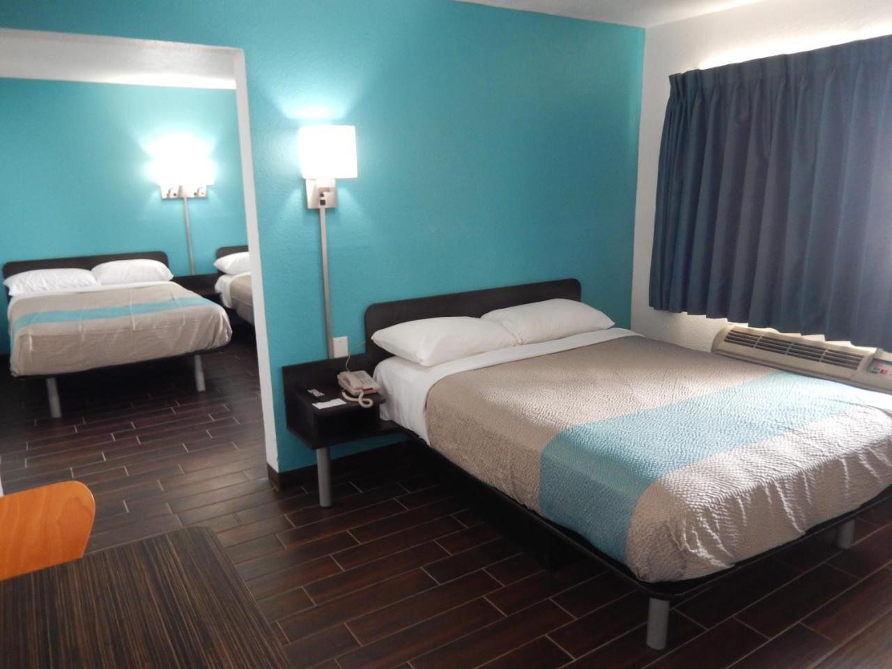 Deluxe Queen Room Two Queen Beds