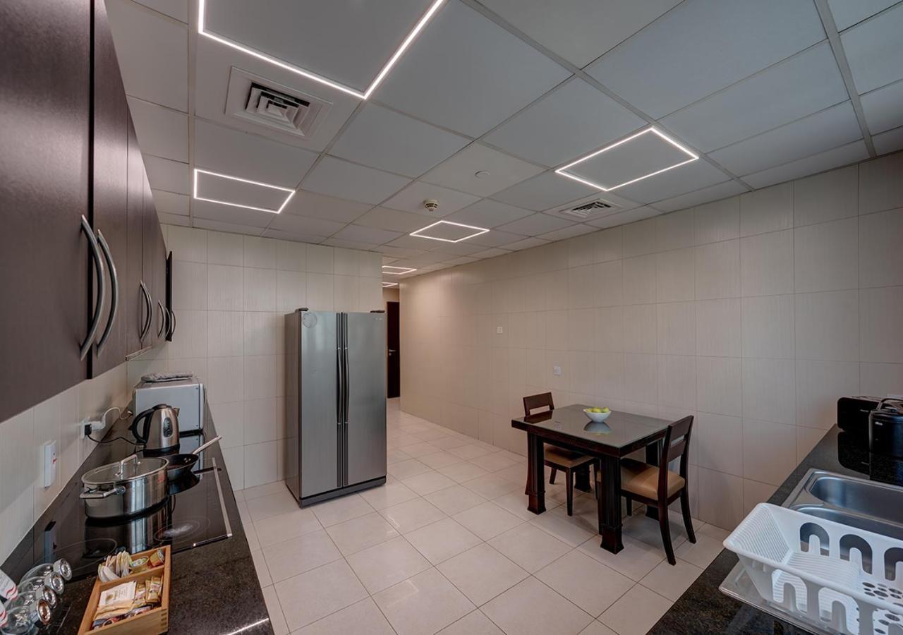 Three-Bedroom Apartment Marina View