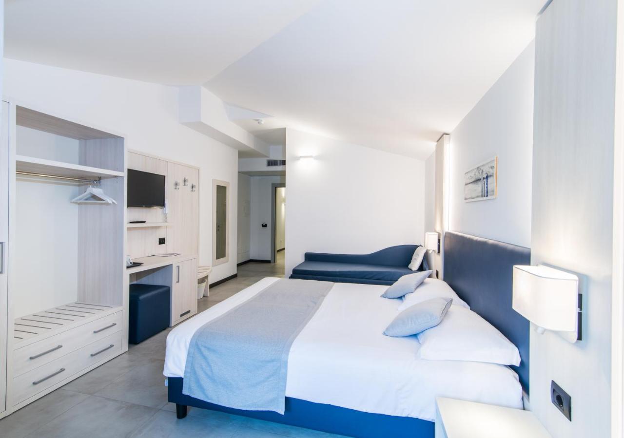 Triple Room Balcony
