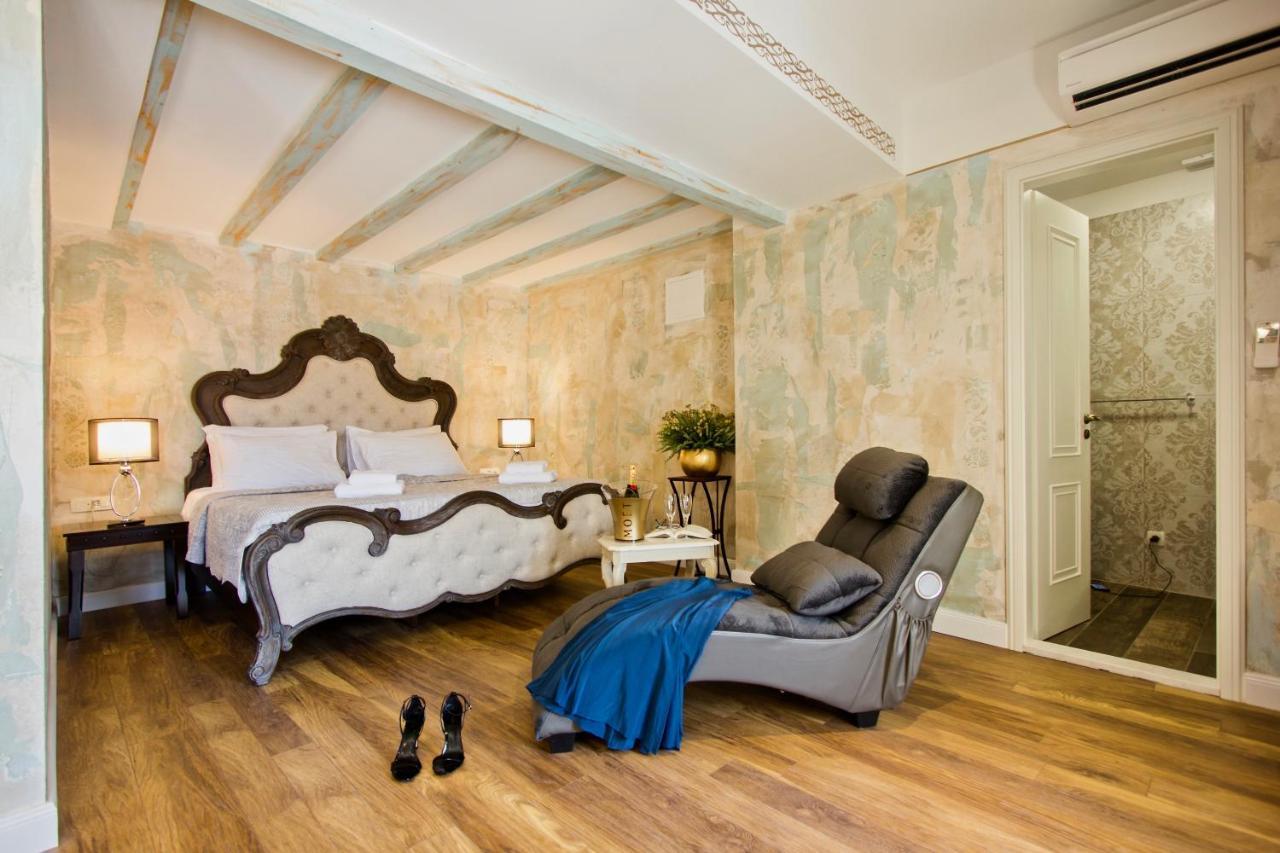 Grand Luxury Suite Terrace & City View