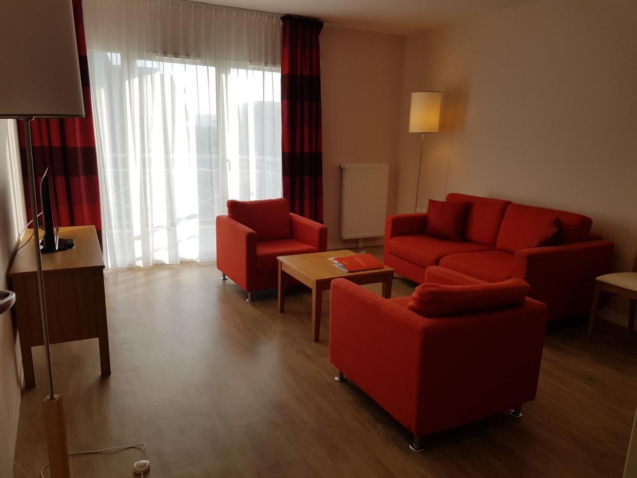 Standard Apartment,736079092:JPEG