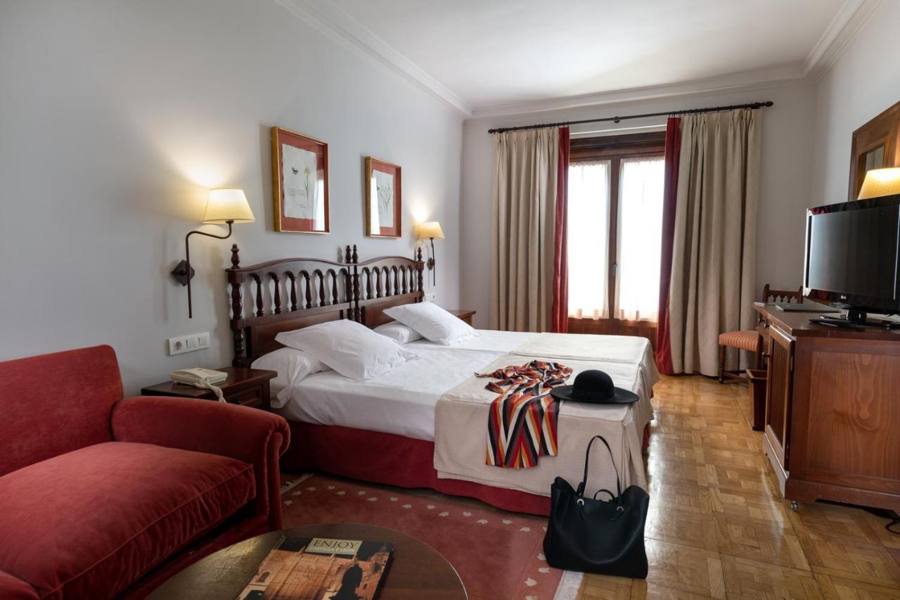 Standard Double Room,736107286:JPEG