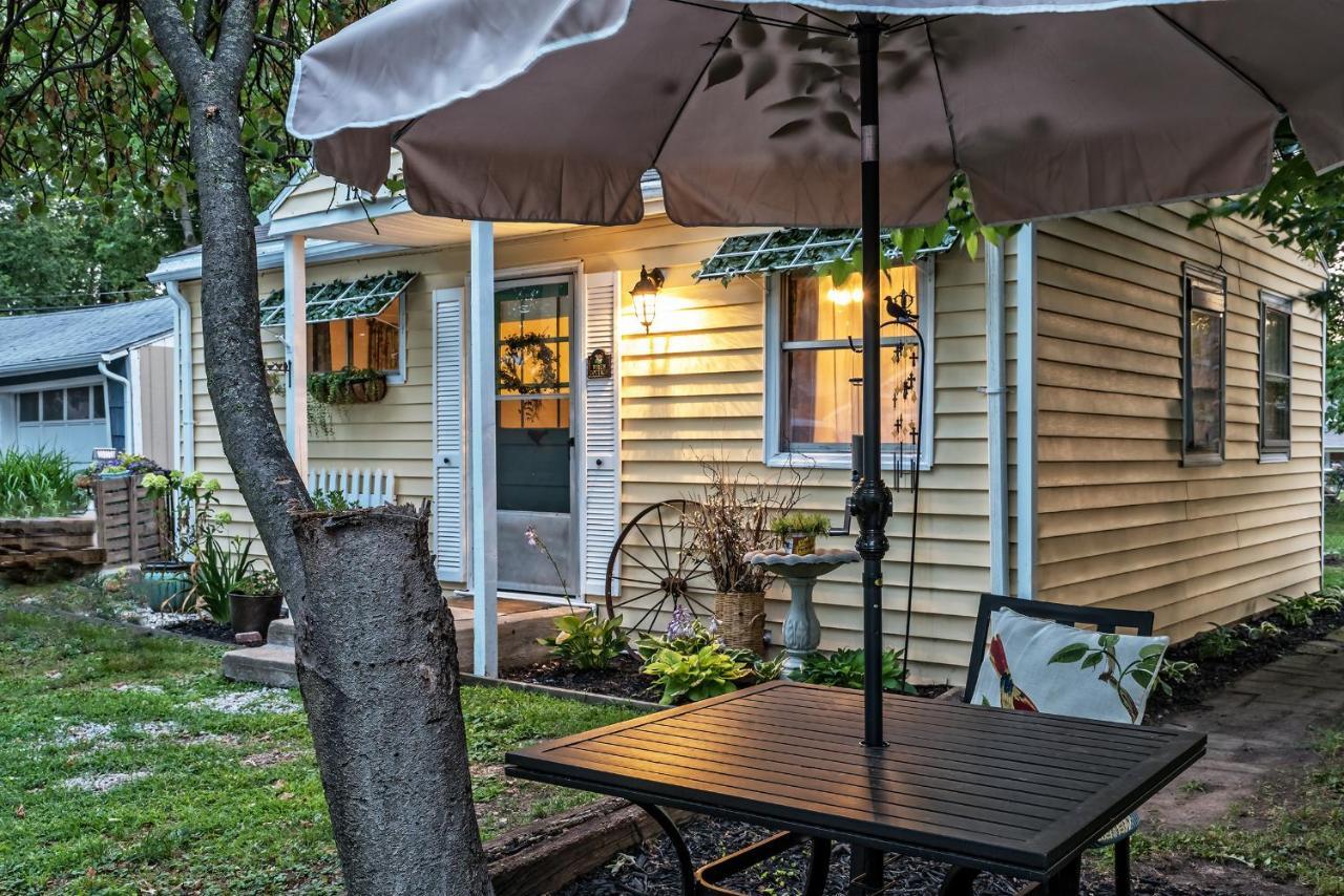 One-Bedroom Cottage