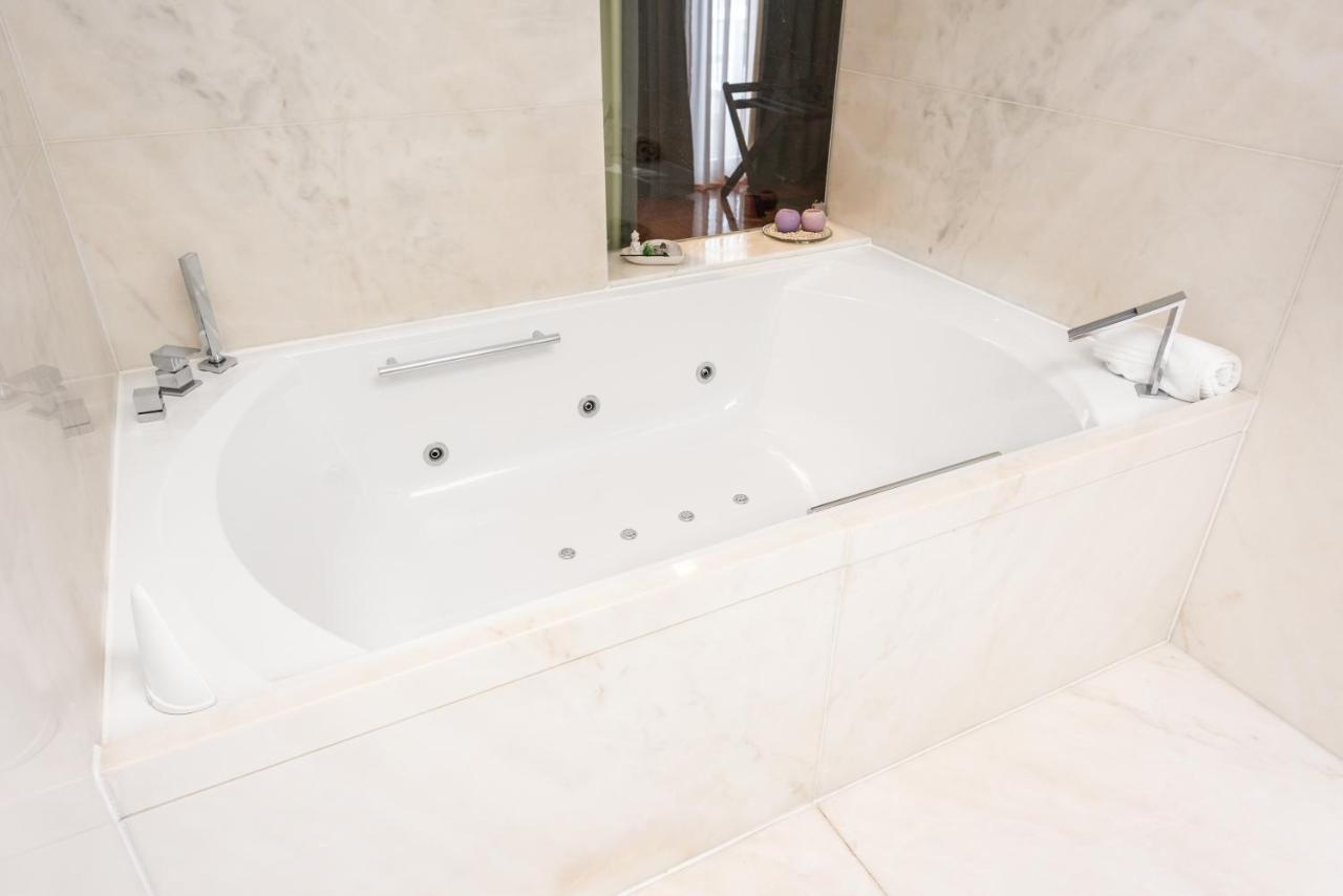 Superior Double or Twin Room Sea View