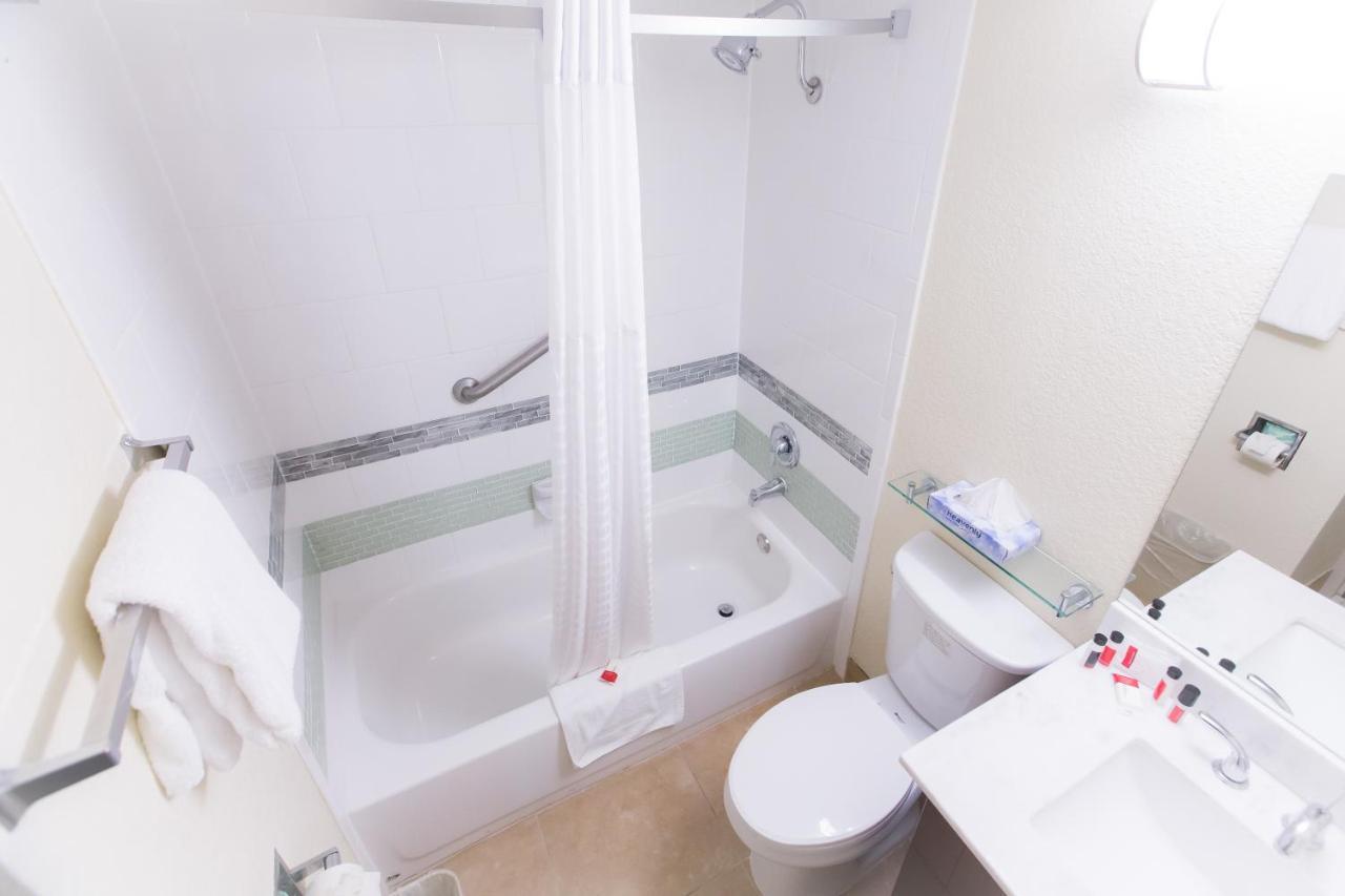 Comfort King Room