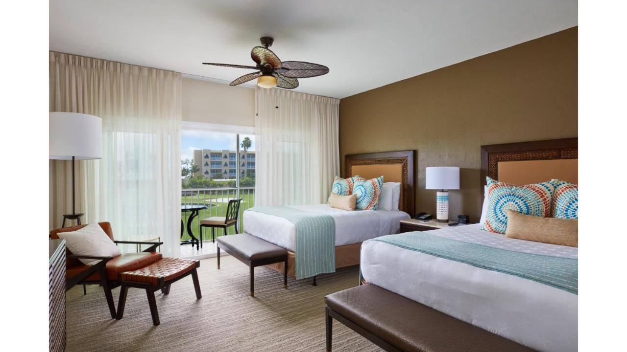 Golf Course Double Queen Guestroom,125524992:JPEG